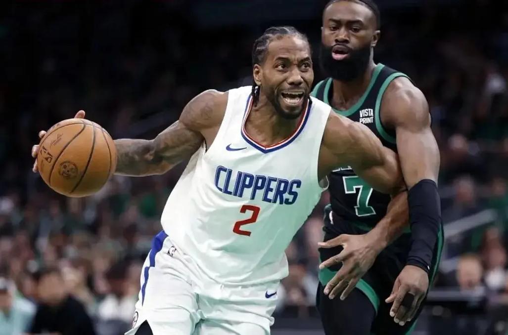 我们的米兰德比进球TOP25（米兰德比25粒经典进球回顾）