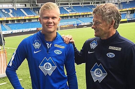 弗里克西甲场均积分2.36，执教50+场主帅中仅次于瓜帅和穆帅（弗里克西甲场均2.36分，50+场主帅中仅逊瓜迪奥拉与穆里尼奥）