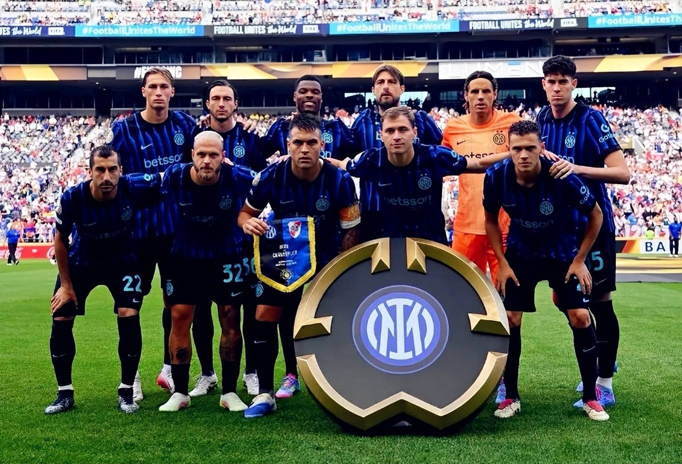 名宿：萨拉赫这种做法在给利物浦制造麻烦，他让自己成为焦点（名宿：萨拉赫此举给利物浦添乱，把自己推上风口浪尖）