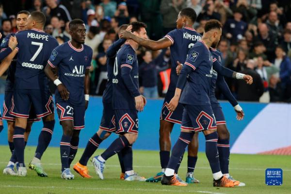 怪不得皇马与利物浦的比赛中蹲坑都蹲不明白（难怪皇马与利物浦这一战让人越看越糊涂）