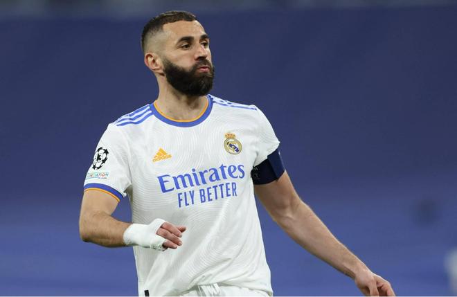 强势反弹！詹姆斯17中12轰下赛季新高29分，外加7板6助（詹姆斯火力全开：17投12中砍赛季新高29分，外加7板6助）