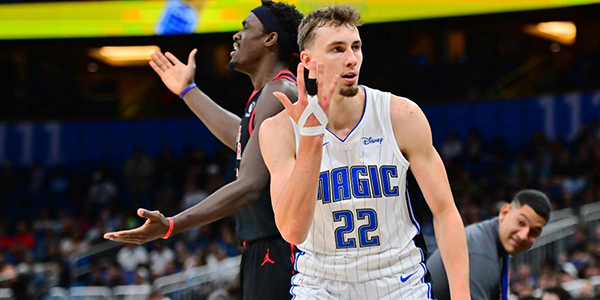 这一赛事的 这一赛事的